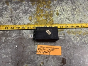 05-06 OUTLANDER  Right Passengers Side Front Seat Occupancy Sensor Module - Picture 1 of 17