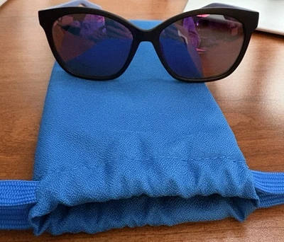 Novos óculos de sol unissex Adidas armação fosca cinza/periwinkle com lentes rosadas. - Imagem 1 de 4