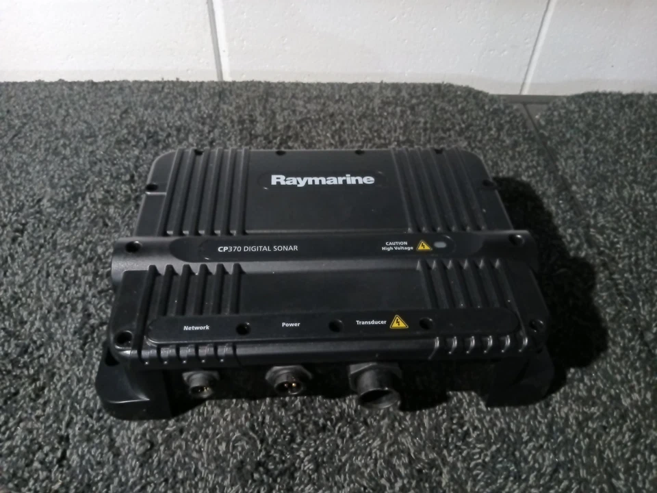 Raymarine CP370 Digital Sonar Sounder Module E70297 - Image 1 of 4