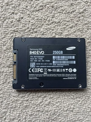 Samsung MZ7TE250HMHP 840 EVO Series 250GB SATA III Solid State Drive - Bild 1 von 4