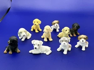 Mini beflockte Hundefiguren Welpen Welpen Tiere 10 Stück teils flauschig - Bild 1 von 3