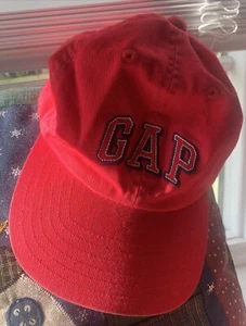 Gap Mütze Kappe verstellbar Jugend Jungen Kinder rot Logo Größe S/M - Bild 1 von 3