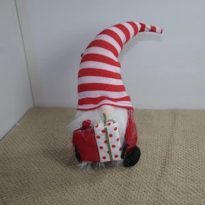 gnome christmas carrying packages red and white - Picture 1 of 3