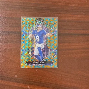 2024 Mosaik Daniel Jones Tesselation Prizm 04/15 SSP #162 - Bild 1 von 3