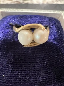 Vintage Kimberly 10K Yellow Gold White Pearl Ladies Ring Size 7 Weighs 3.115g - Picture 1 of 9