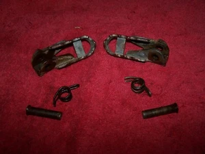 1982 82 HONDA XR200R XR200 XR 200R RIGHT LEFT FOOT PEG SET PEGS REST STANDS - Picture 1 of 7