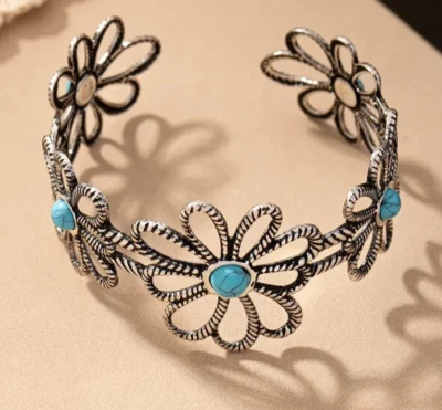 Brazalete Flor Turquesa Estilo Country Western Foto 1 de 4