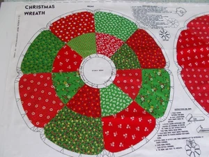 Christmas Wreath Panel Cranston Print Works V.I.P. Fabrics Vintage Cotton Vivid! - Picture 1 of 7