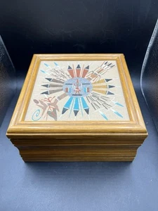 Native American Navajo Rita Johnson Signed Sand Art Wooden Box Kachina Sun Vtg - Picture 1 of 7
