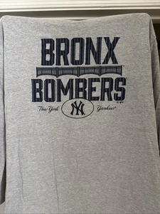 New York Yankees fanatics X-Large long sleeve shirt NWOT - Picture 1 of 2