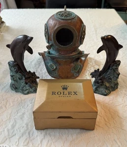 Conjunto de exhibición de vitrina Rolex vintage de los años 80 de madera y latón - Imagen 1 de 14