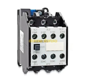 New In Box SIEMENS 3TB43 22-0X 22E AC Contactor / - Picture 1 of 2