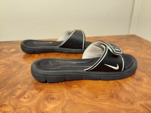 Sandali Nike donna. Taglia 8. Nero.