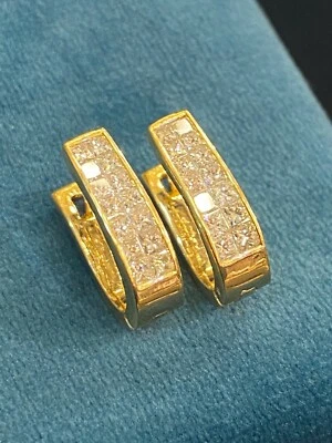 Pave 1.15 TCW Princess Shape Natural Diamonds Hoop Earrings In 750 Fine 18K Gold - Image 1 of 4