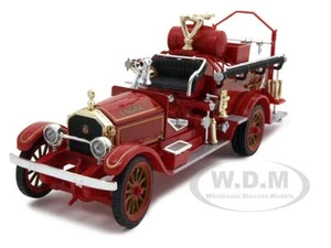 1921 AMERICAN LAFRANCE FIRE PUMPER ENGINE 1/32 DIECAST BY SIGNATURE MODELS 32371 - Picture 1 of 6