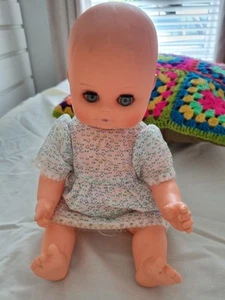 Vintage ARI GDR 3381 Baby Doll with Clothes - 12 inch - Soft Plastic or Vinyl - Picture 1 of 11