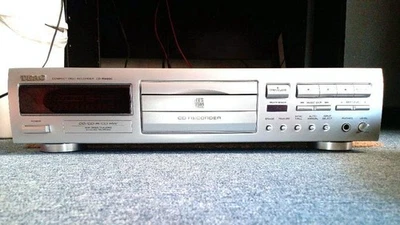TEAC CD-RW890 CD recorder - Image 1 of 4