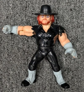 WWF Hasbro The Undertaker Action Figure 1992 Serie 4 WWE Pro Wrestling anni 90 - Foto 1 di 5