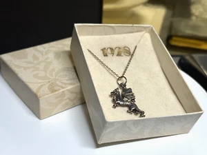 Vintage Sterling Silver Pendant 925 Jewellery Dragon Boxed Art Deco Unisex - Picture 1 of 12