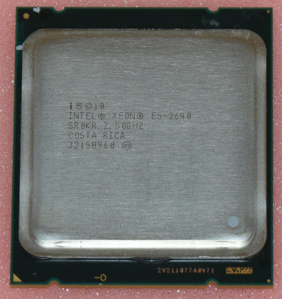 Procesador CPU Intel Xeon E5-2640 SR0KR 2,5 GHz 6 núcleos 15 MB caché inteligente LGA 2011 Foto 1 de 1