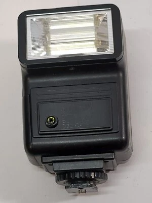 Sunpak Auto 821 Dedicated For Canon  Electronic Camera Flash Tested Working - Image 1 of 4