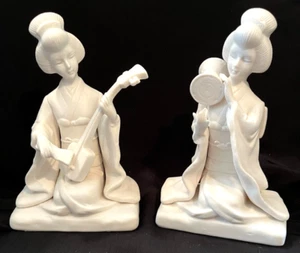 Estatuillas (2) Geishas Japonesas Niñas con Instrumentos Musicales - Imagen 1 de 7