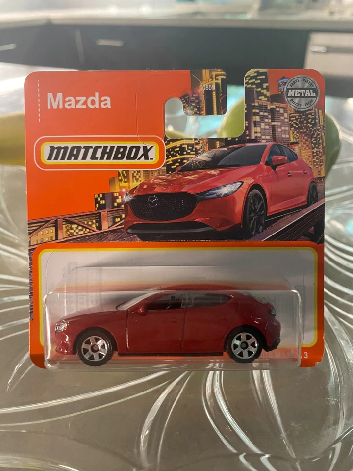 Matchbox 2019 Mazda 3 - 2022 #41/100 - Rosso - Piccolo Card - Immagine 1 di 1