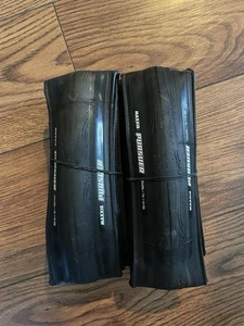 Maxxis Pursuer 700x28c Clincher Tire Good 4 Training - Picture 1 of 1