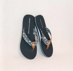 Tommy Hilfiger schwarz & weiß Damengröße 8 Flip Flop Sandalen TWCONSTI2-SS  - Bild 1 von 20