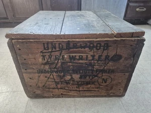 Antica macchina da scrivere sottobosco cassa spedizione scatola legno ferrovia espressa primitiva - Foto 1 di 8