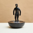 Scultura Subbuteo Diabolik in Ceramica a Stampo Smaltata a Mano 30x20