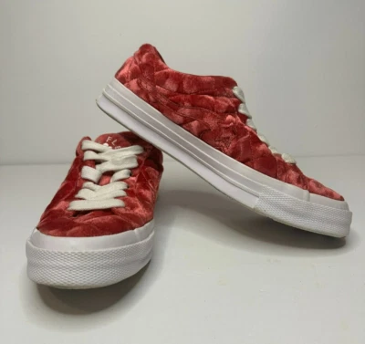 Zapatos de golf Converse One Star Ox Le Fleur para mujer talla 7,5 zapatillas de terciopelo cereza Foto 1 de 4