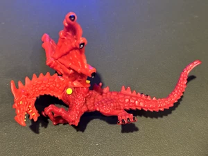 Mighty Max Storms Dragon Island Red Dragon Figure No Bomb GREAT CONDITION - Picture 1 of 5