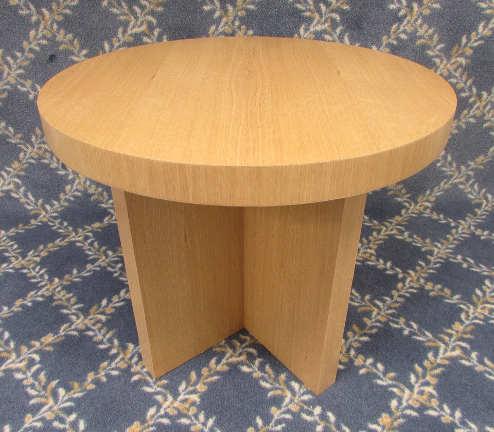 Mesa auxiliar personalizada para el hogar Foto 1 de 1