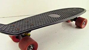 Waveline Skateboard Black 22" Plastic Skateboard. - Bild 1 von 8
