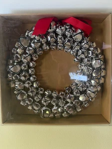 Williams Sonoma Jingle Bell Wreath Silver Christmas Decoration  15 Inch **NEW** - Picture 1 of 4