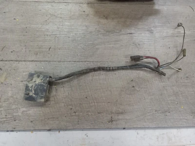 Caja de encendido Suzuki RM 250 CDI 1983 rm250 OEM original Foto 1 de 2