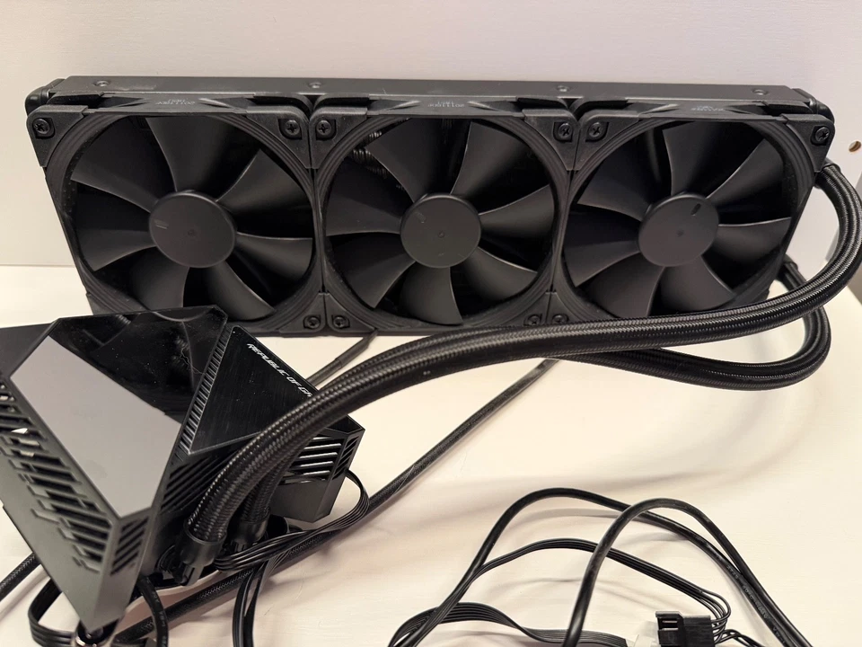 ASUS Rog Ryujin 360 RGB AIO Liquid CPU Cooler 360mm 3 4-pin Noctua iPPC PWM Fans - Image 1 of 4