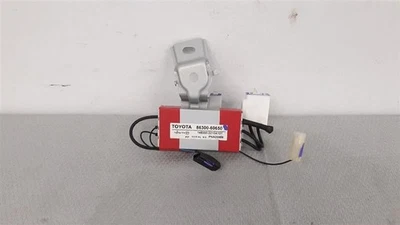 17 LEXUS GX460 OEM RADIO AUDIO ANTENA MONTAJE 8630060650 Foto 1 de 4