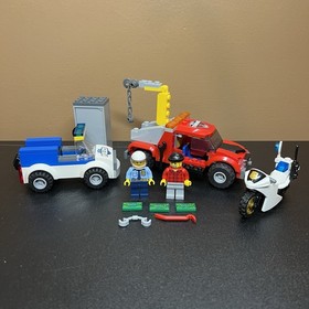 LEGO City 60137 Tow Truck Trouble Police Set INCOMPLETE for parts, MOC or add-on