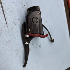 1999 99 POLARIS RMK 700 600  Gen 2 brake, lever master brake cylinder - Picture 1 of 3