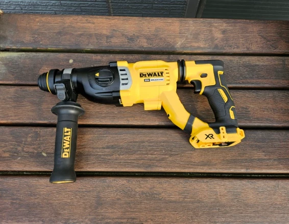 Dewalt 18V  brushless Charging rotary hammer 3.0J bare tool DCH263KN SDS PLUS - Image 1 of 1