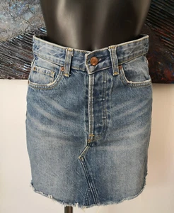 Mini-jupe H&M en jean bleu délavé bas effiloché Taille 34 FR Bon état - Picture 1 of 3
