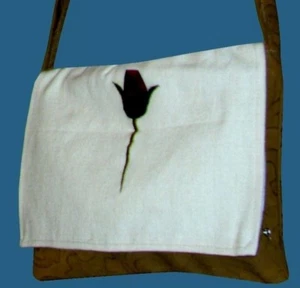 Silk Red Rose Shoulder Bag Surface Carpet Bag Unique Stylish Fashionable - Picture 1 of 3