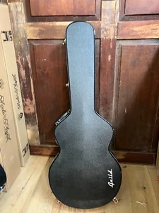 Estuche rígido para guitarra acústica tamaño Guild TKL 000 canadiense se adapta a modelos Guild OM - Imagen 1 de 3