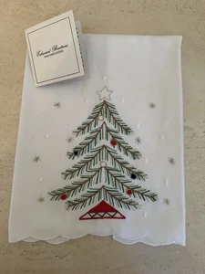Edward Boutross Hand Embroidered Christmas Napkin Towel NWT - Picture 1 of 10