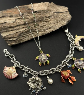 Juego de collar y pulsera Brighton MARINE MARVELS con dije de tortuga Foto 1 de 4