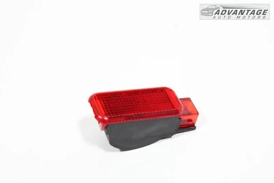 AUDI A6 2012-2018 PUERTA DELANTERA O TRASERA INTERIOR REFLECTOR LUZ DE ADVERTENCIA OEM Foto 1 de 4