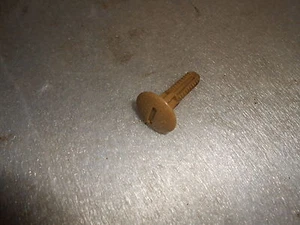 Stopfen Clip Volvo 240 GL Bj.1982  - Bild 1 von 1