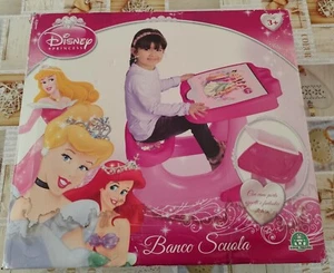 BANCO SCUOLA DISNEY PRINCIPESSE GIOCHI PREZIOSI - USATO - Foto 1 di 3